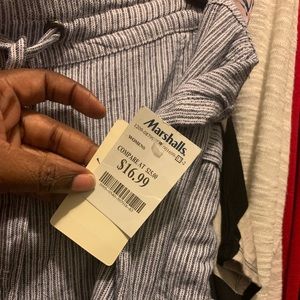 Capris/ wide leg pants